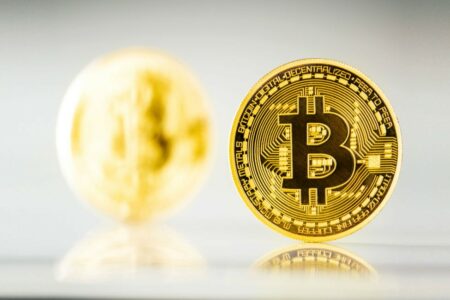 نحوه خرید بیت کوین با پی پل در سال ۲۰۲۰ + جزییات کامل