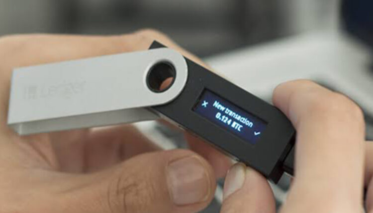 کیف پول سخت افزاری